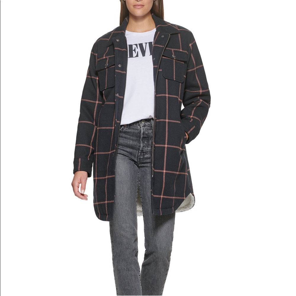 Levi’s plaid fleece lined shirt jacket from Macy’s  (Navy/Pink plaid) size : med